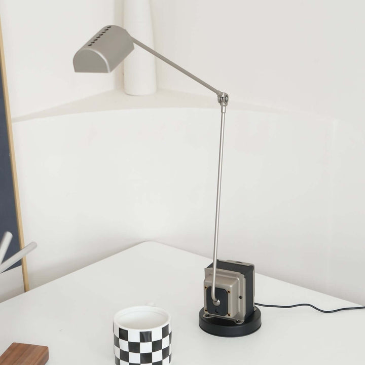 Lomire Table Lamp – Simple Retro Industrial Style