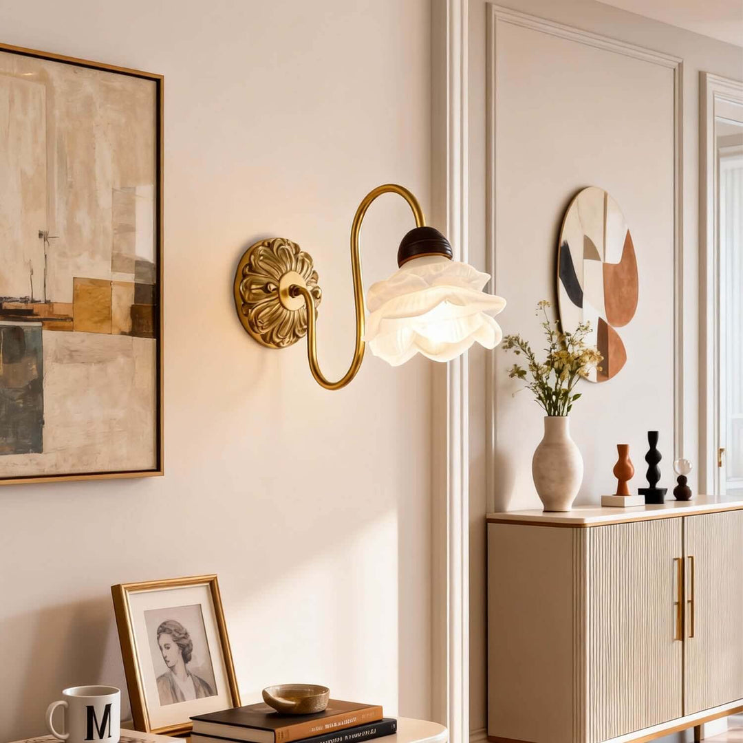 Maruvo Wall Light – Vintage French Creative Floral Glass Lighting