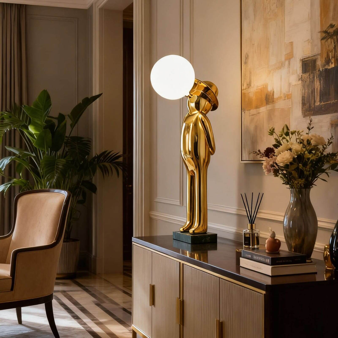 Molunu Sculptural Table Lamp – Interesting Cream Table Light