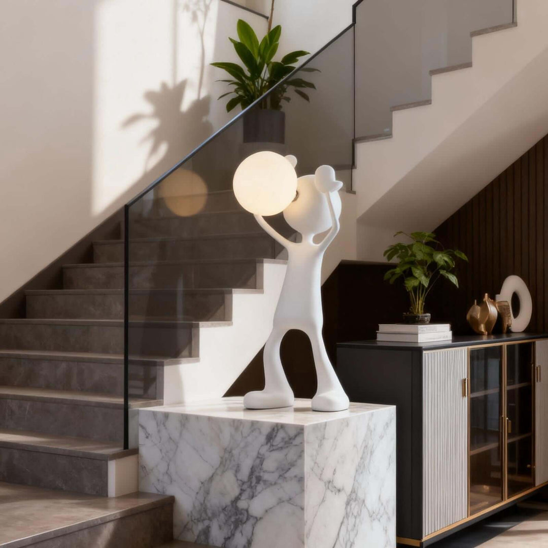 Nuvako White Lamp – Sculptural Art Deco Table Light