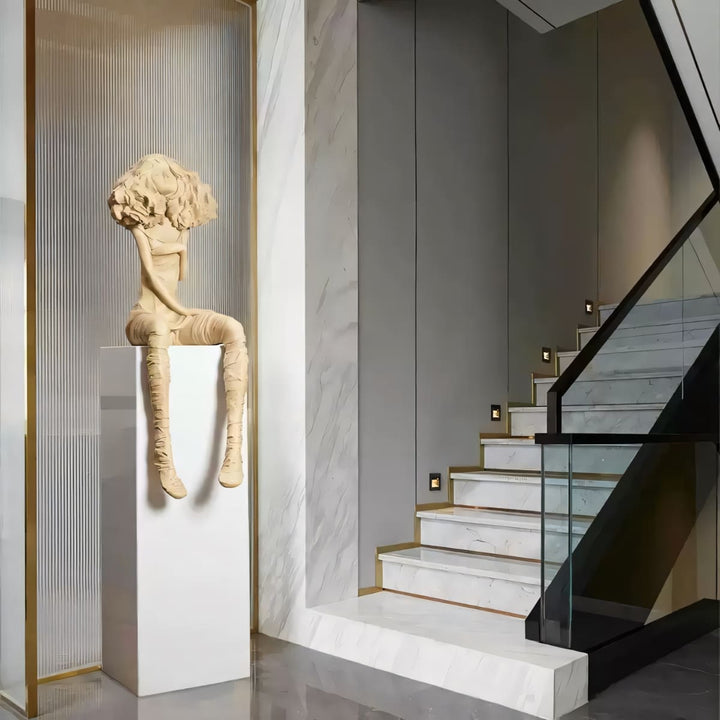 Nuvrion Resin Sculpture – Creative Girl Art Resin Sculpture