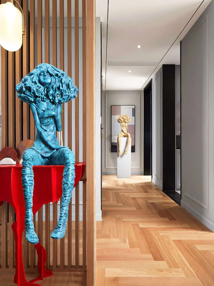 Nuvrion Resin Sculpture – Creative Girl Art Resin Sculpture