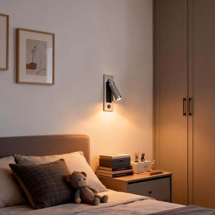 Qylon Wall Light – Modern American Simple LED Spotlight for Reading