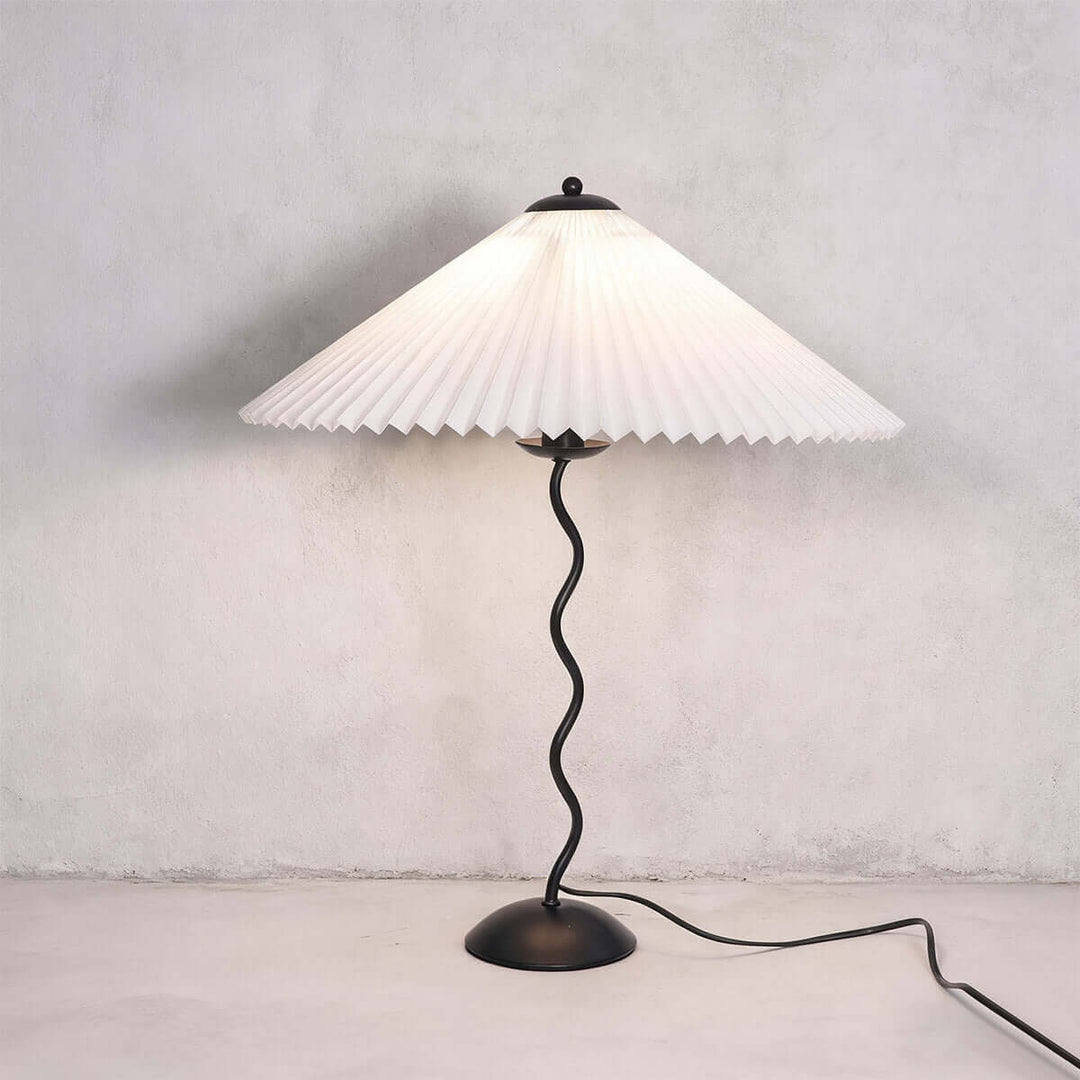 Squiggle Table Lamp | Nordic Retro Pleated Fabric Decorative Lamp