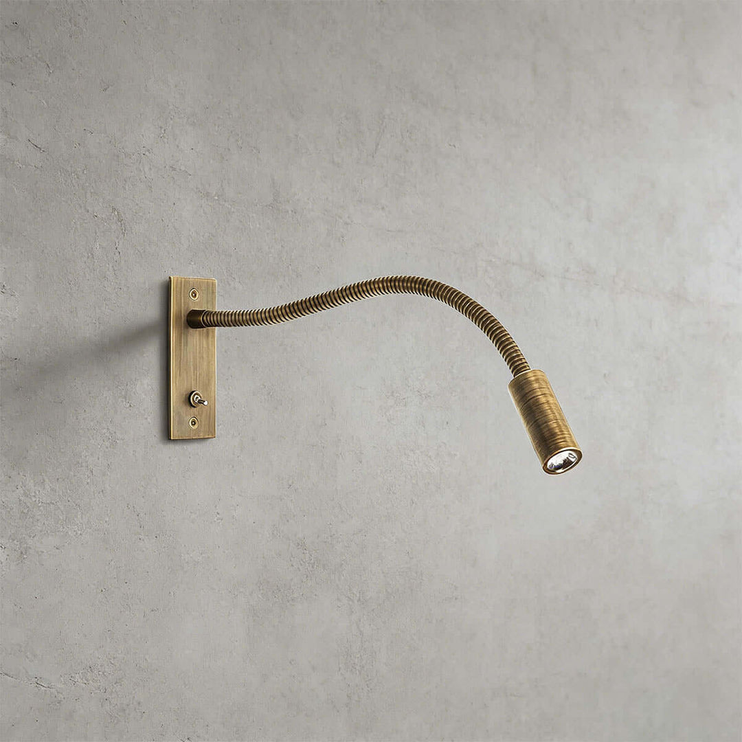 Tynlo Wall Light – Minimalist Creative Bedside Reading Lamp