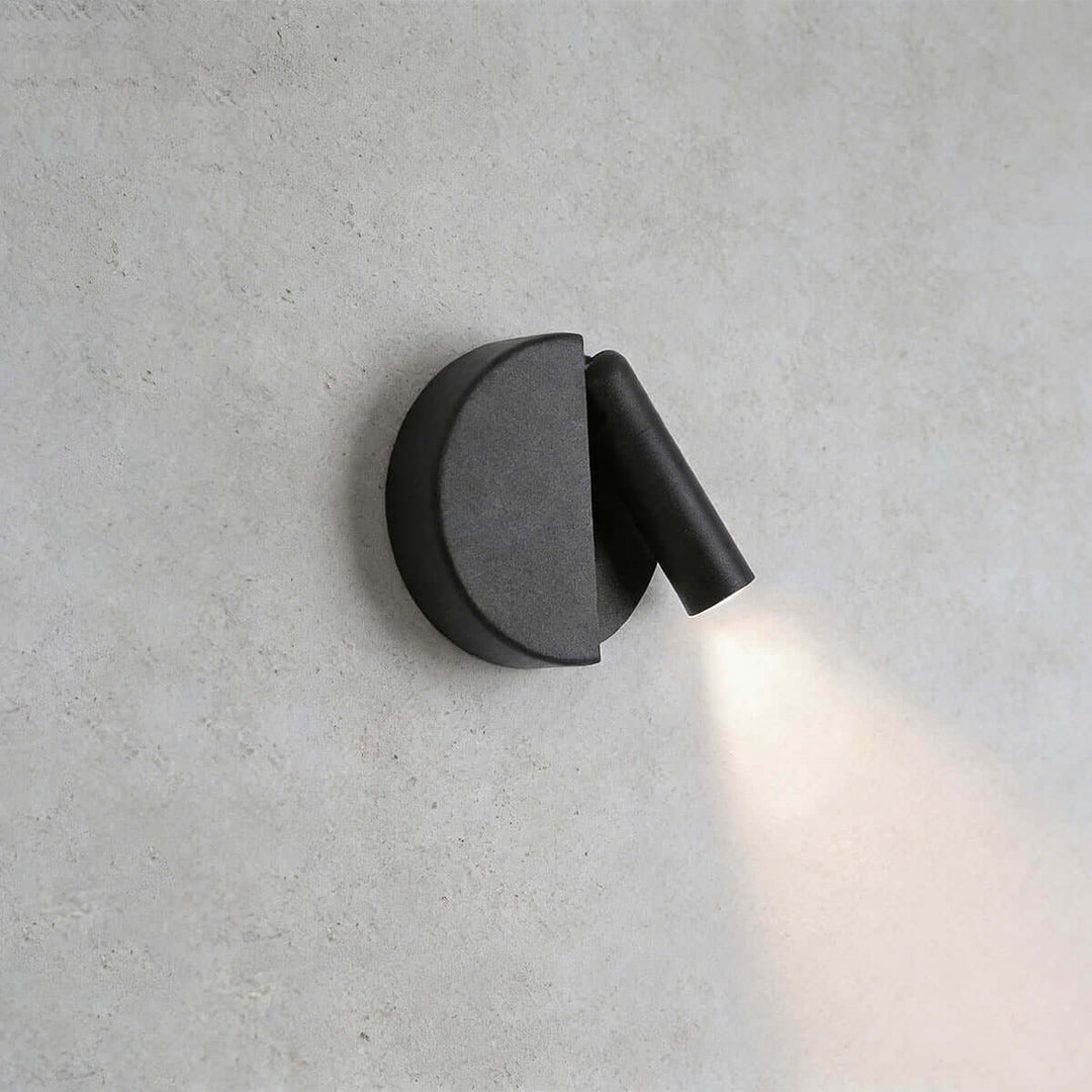 Veqti Wall Light – Modern Minimalist Bedside Sconce