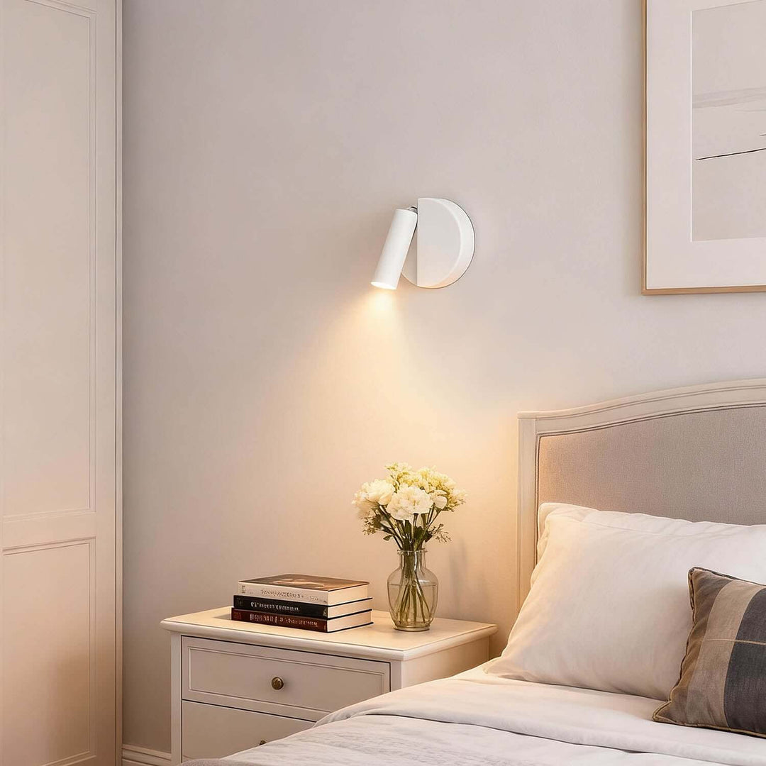 Veqti Wall Light – Modern Minimalist Bedside Sconce