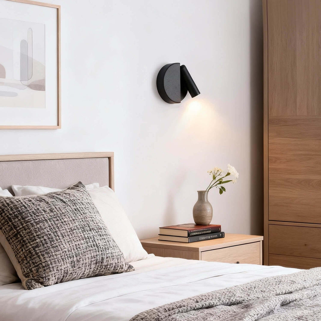 Veqti Wall Light – Modern Minimalist Bedside Sconce