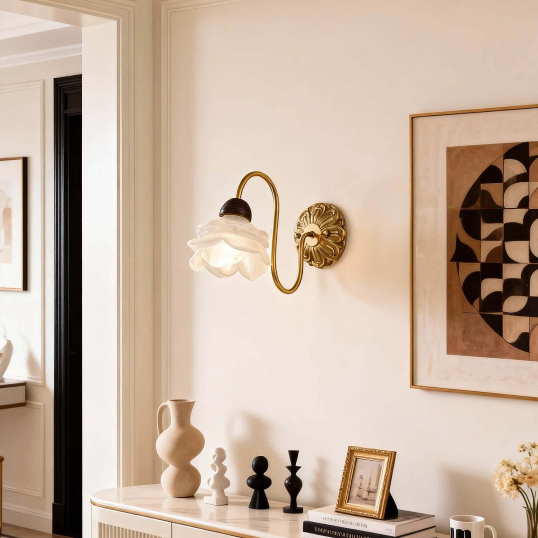 Maruvo Wall Light – Vintage French Creative Floral Glass Lighting