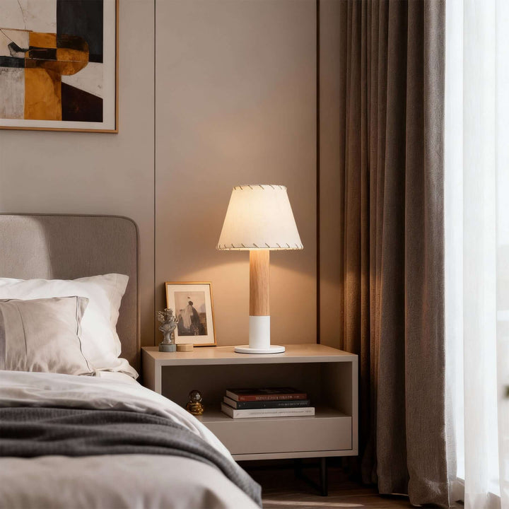 Wenor Table Lamp – American Retro Fabric Bedside Lamp