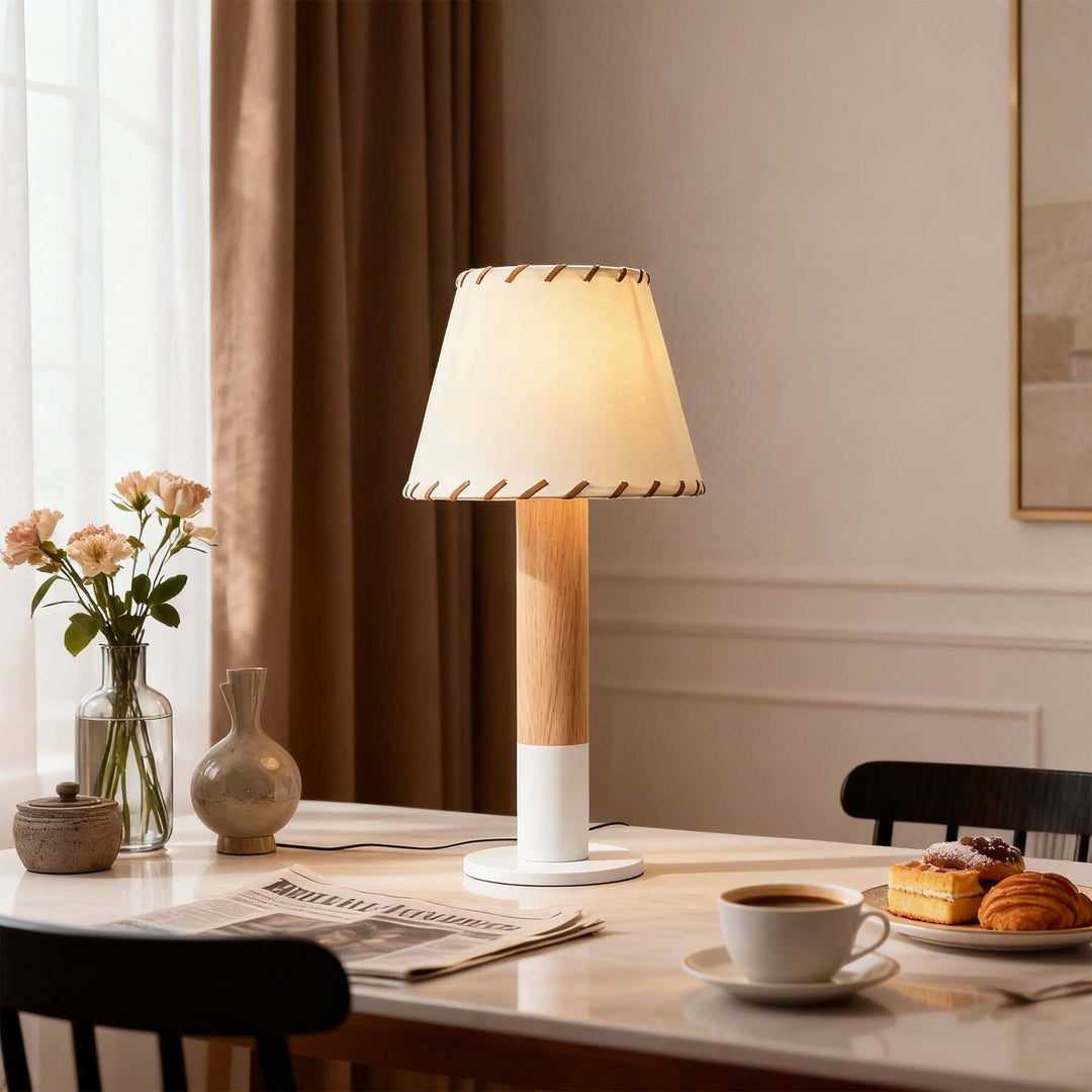 Wenor Table Lamp – American Retro Fabric Bedside Lamp