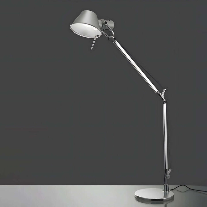 Xirula Table Lamp