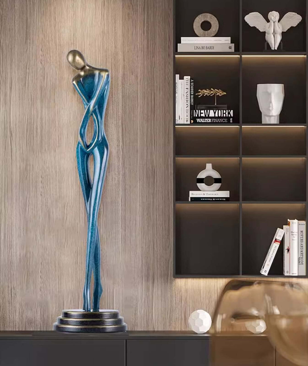 Zelyra Sculpture – Living Room Decorative Art Resin Sculpture