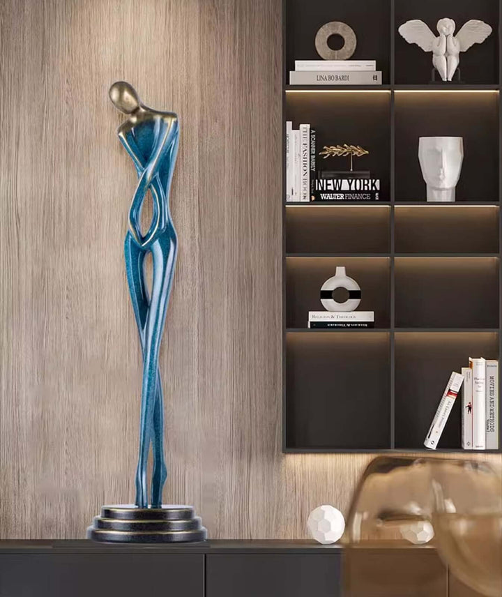 Zelyra Sculpture – Living Room Decorative Art Resin Sculpture